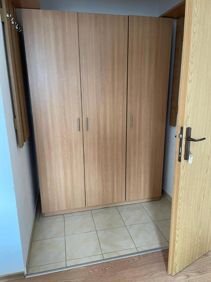 Casa "Ierusalim-Hozeva-Hozeva" Pensionat Minastirea Neamt Exteriör bild