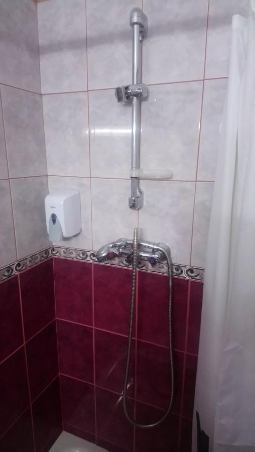 Casa "Ierusalim-Hozeva-Hozeva" Pensionat Minastirea Neamt Exteriör bild