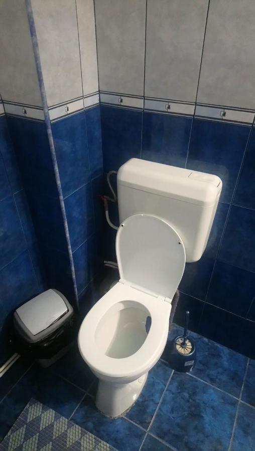 Casa "Ierusalim-Hozeva-Hozeva" Pensionat Minastirea Neamt Exteriör bild